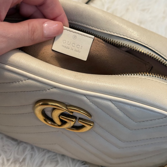 Gucci GG Marmont Camera small quilted leather shoulder bag - Picture 3 of 9